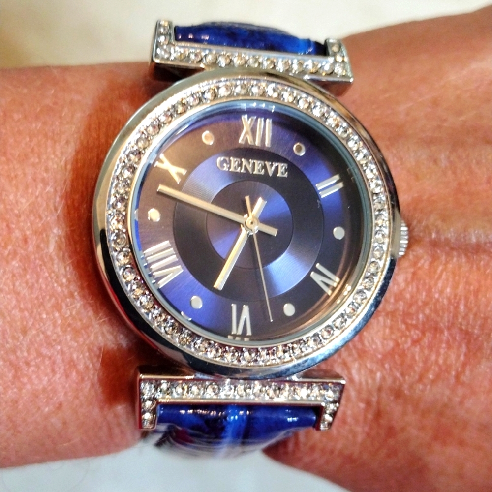 Geneve water resistant watch.
